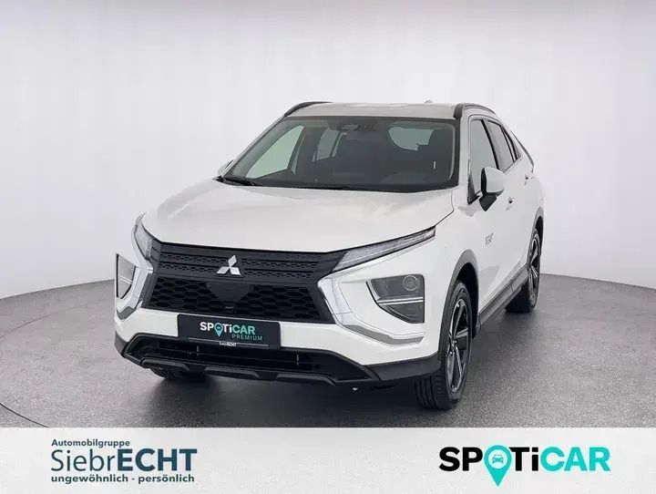Othercolor Gebraucht 2021 Mitsubishi Eclipse Cross Basis SUV | 24.990 € (Etwas zu teuer) - Bild 1/4