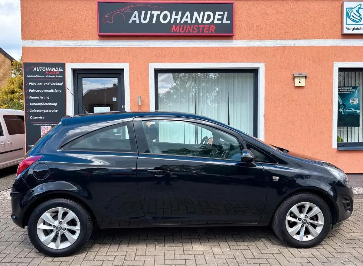 Gebraucht Opel Corsa 70 PS (51 kW) 2014 Schwarz Kleinwagen