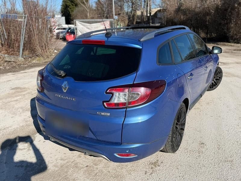 Gebraucht Renault Mégane GrandTour GT 179 PS (131 kW) 2011 Blau Kombi