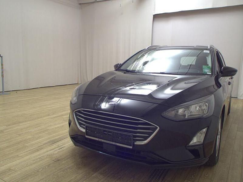 Gebraucht Ford Focus Cool & Connect 120 PS (88 kW) 2019 Schwarz Kombi