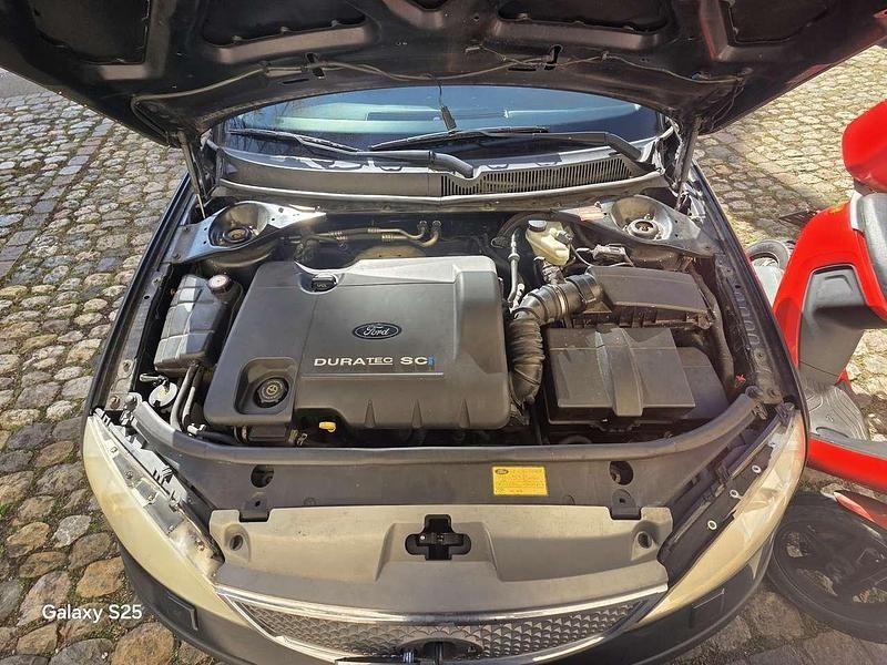 Gebraucht Ford Mondeo Trend 110 PS (80 kW) 2004 Schwarz Limousine