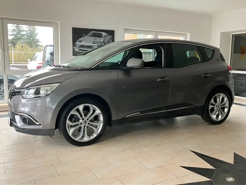 Usata Renault Scenic E-Tech Experience 116 CV (85 kW) 2017 Grigio Monovolume