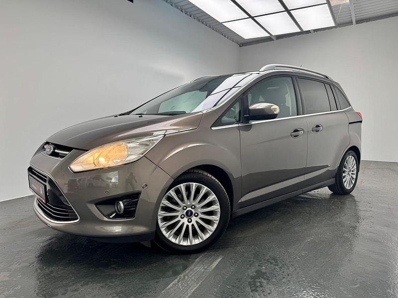 Braun Gebraucht 2014 Ford Grand C-Max Titanium Van / Kleinbus | 7.890 € (Fairer Preis) - Bild 1/4