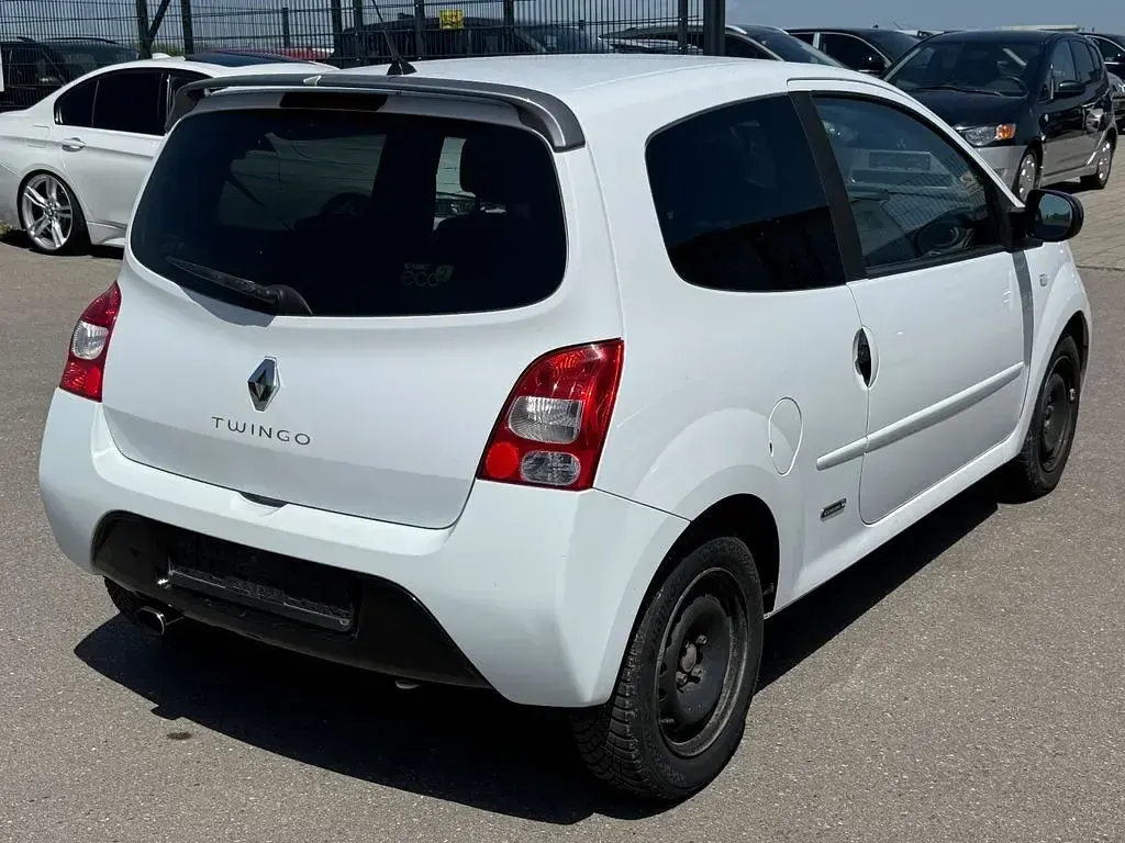 Gebraucht Renault Twingo 102 PS (75 kW) 2011 Weiß Kleinwagen