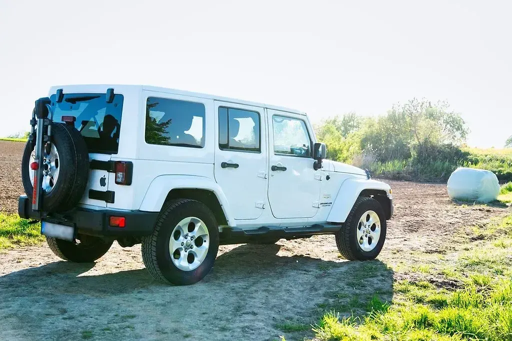 Gebraucht Jeep Wrangler Sahara 200 PS (147 kW) 2013 Weiß SUV