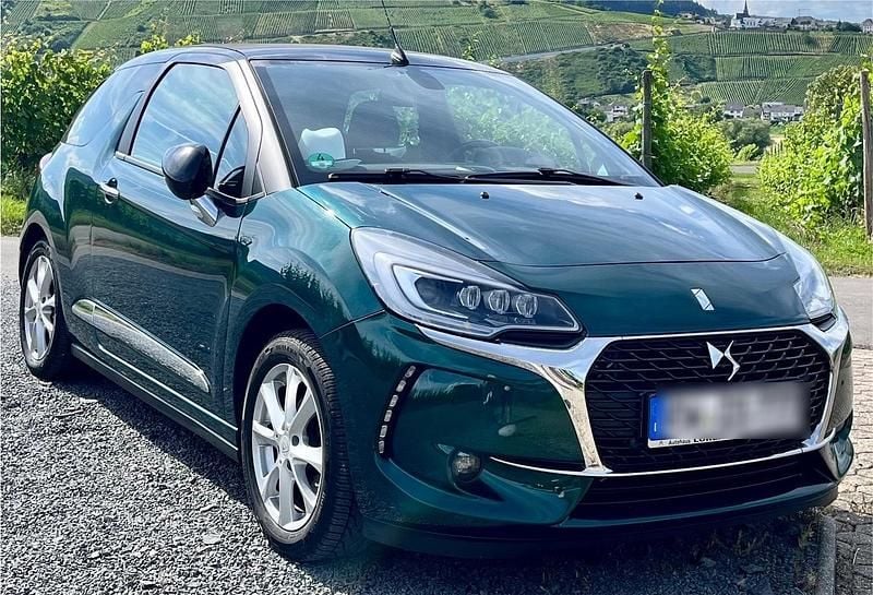 Grün Gebraucht 2017 Citroën DS3 Cabriolet Cabrio | 6.500 € - Bild 1/4