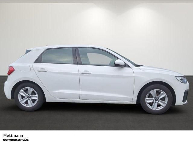 Gebraucht Audi A1 Sportback Ambiente 95 PS (69 kW) 2023 Weiss Kleinwagen