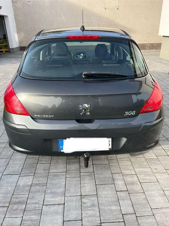 Gebraucht Peugeot 308 Platinum 120 PS (88 kW) 2010 Grau Limousine