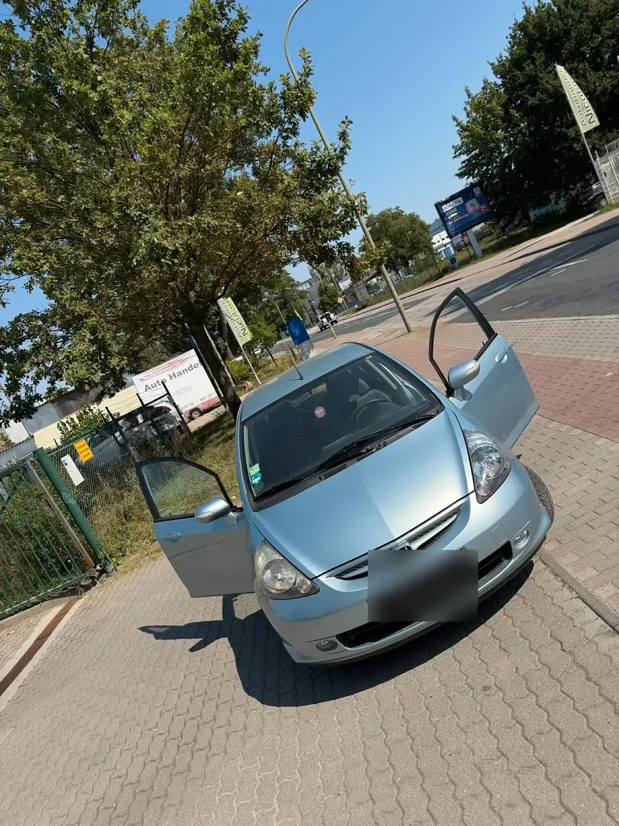 Gebraucht Honda Jazz 84 PS (61 kW) 2008 Blau Kleinwagen