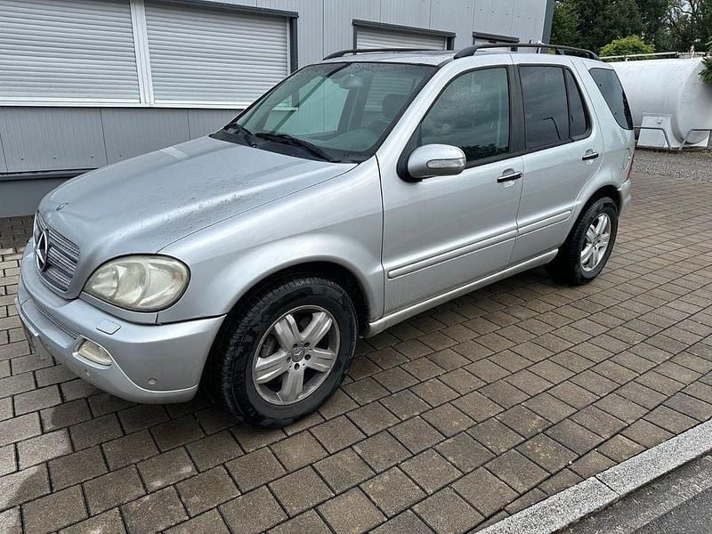 Silber Gebraucht 2002 Mercedes ML500 SUV | 3.300 € (Guter Preis) - Bild 1/4