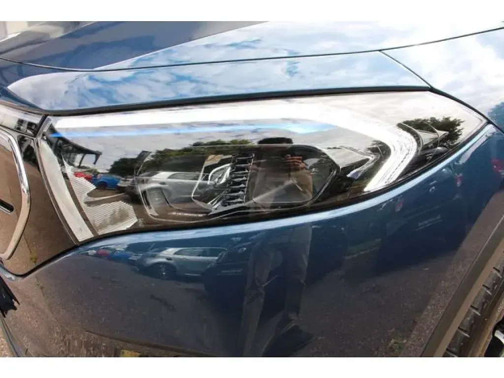 Gebraucht Mercedes EQA250 Progressive 139 kW (190 PS) 2021 Blau SUV