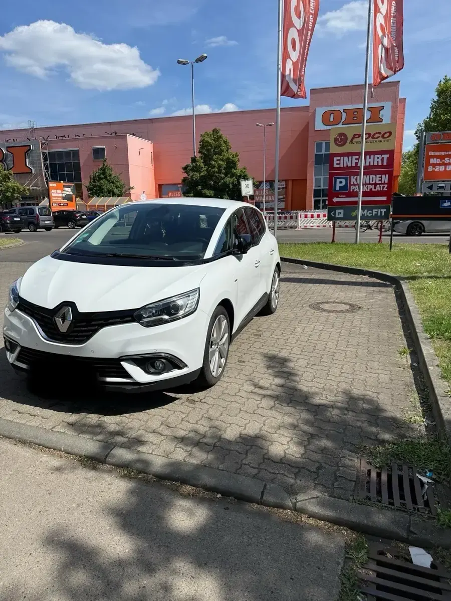 Gebraucht Renault Scenic E-Tech 140 PS (102 kW) 2018 Weiß Van / Kleinbus