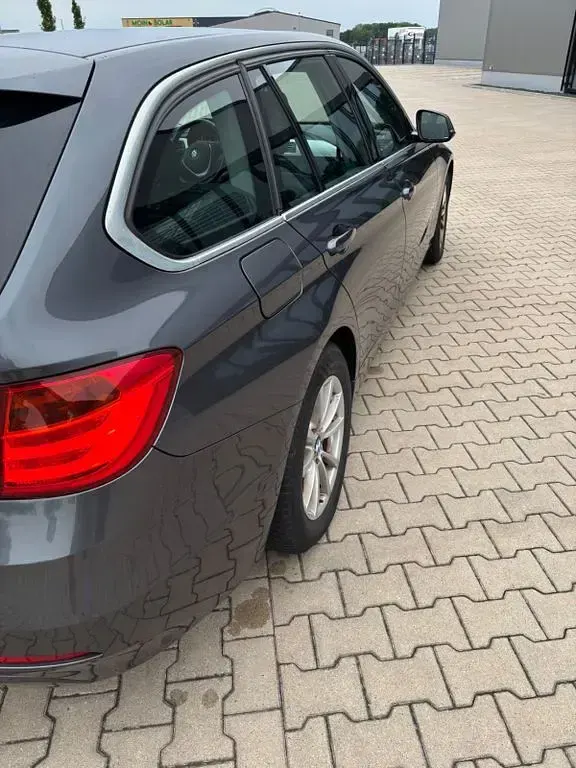 Gebraucht BMW 320 184 PS (135 kW) 2013 Grau Kombi