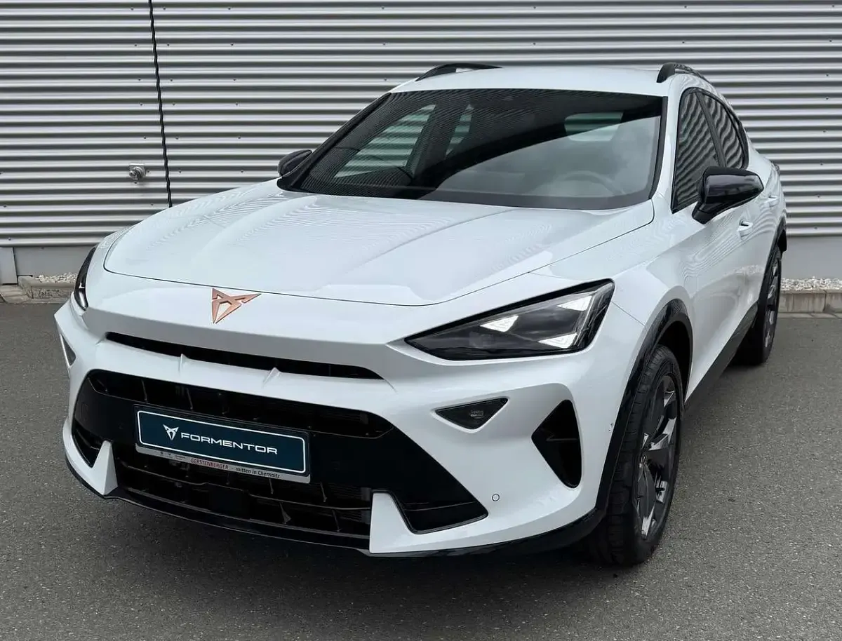 Neu Cupra Formentor 150 PS (110 kW) 2025 "nevada" weiss SUV