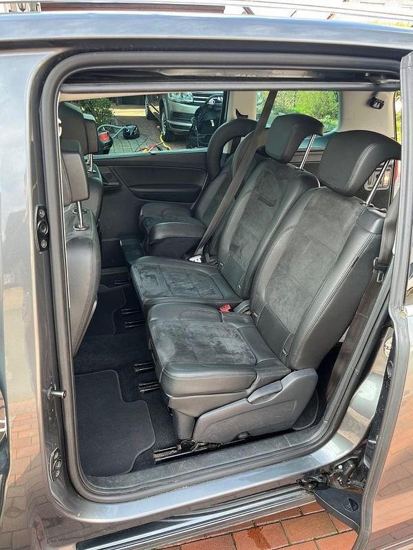 Gebraucht VW Sharan Highline 184 PS (135 kW) 2016 Grau Van / Kleinbus