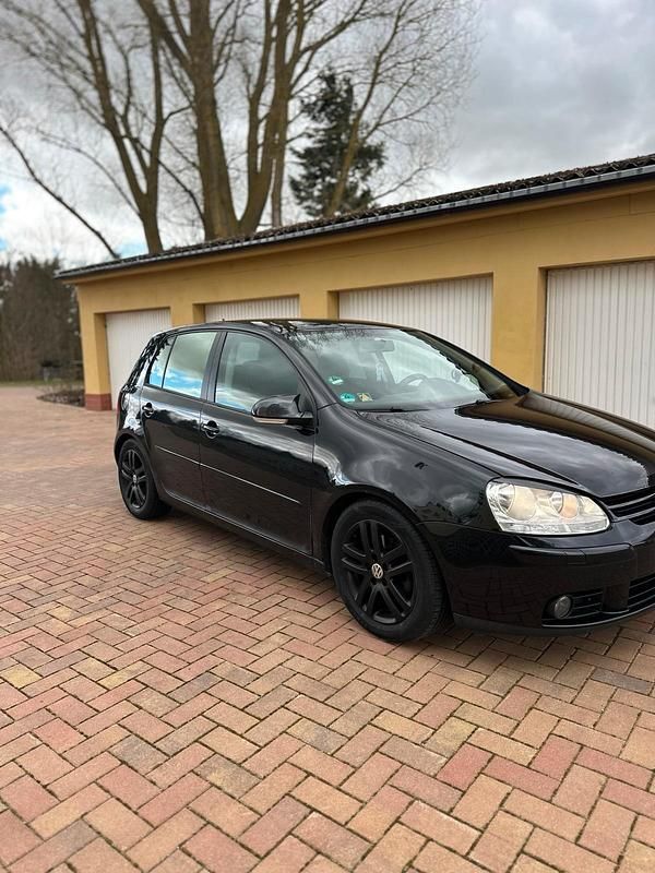 Gebraucht VW Golf V 140 PS (102 kW) 2007 Schwarz Kleinwagen