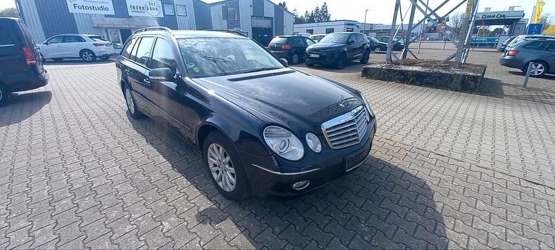 Second-hand Mercedes E280 232 CP (170 kW) 2006 Albastru Break