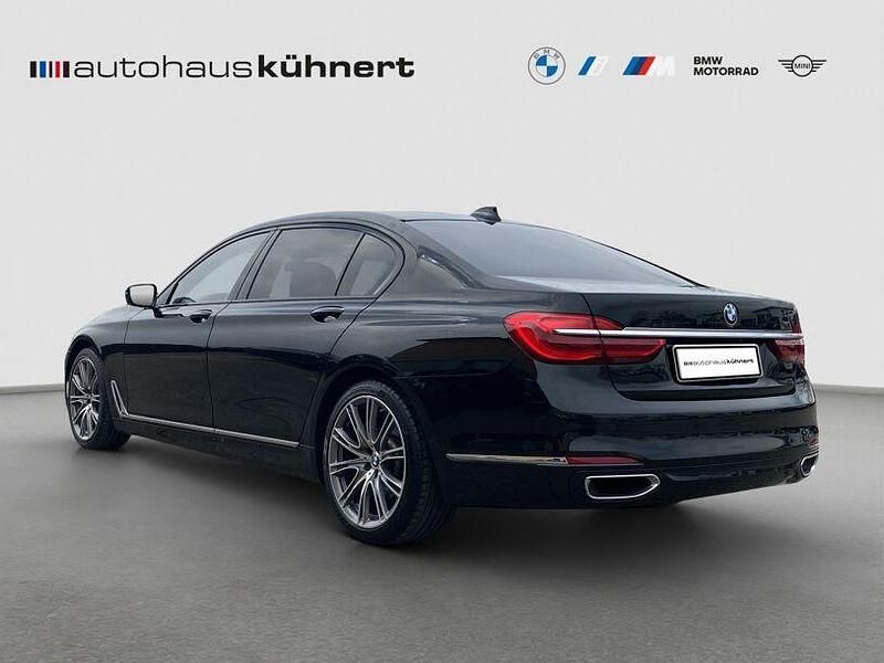 Gebraucht BMW 750L Executive 400 PS (294 kW) 2017 Schwarz Limousine