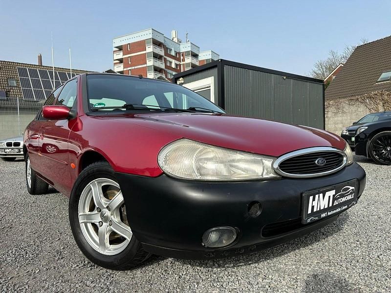 Gebraucht Ford Mondeo 131 PS (96 kW) 1997 Rot Limousine