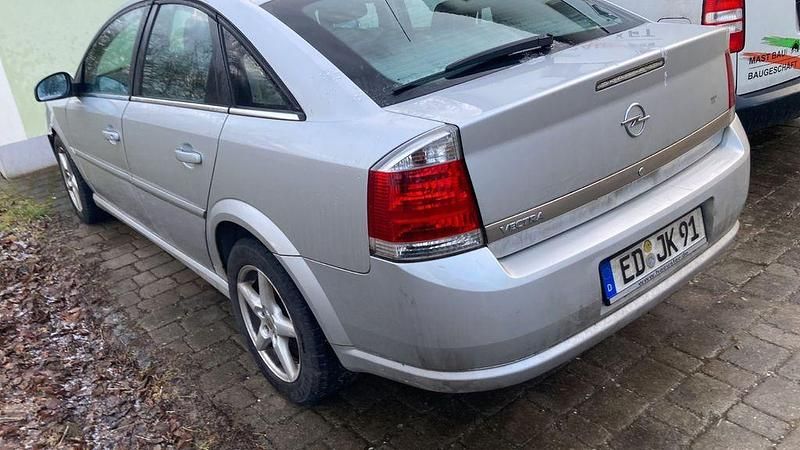 Gebraucht Opel Vectra 147 PS (108 kW) 2003 Silber Limousine