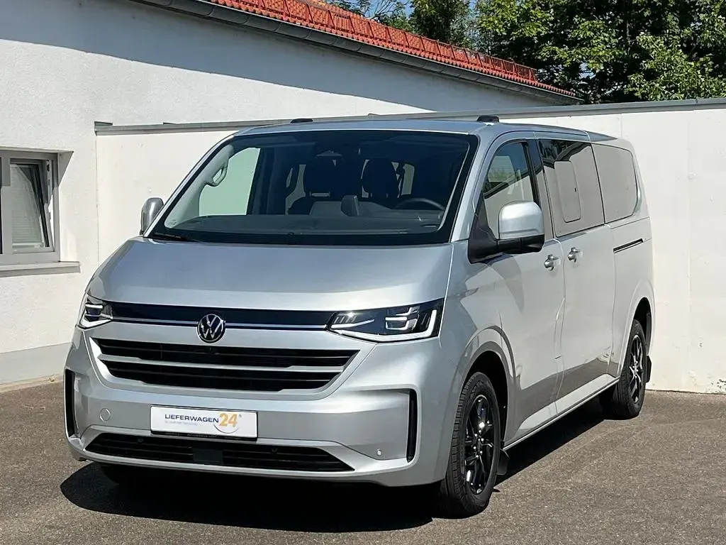 Neu VW Caravelle Style 170 PS (125 kW) 2026 Light grey metallic Van