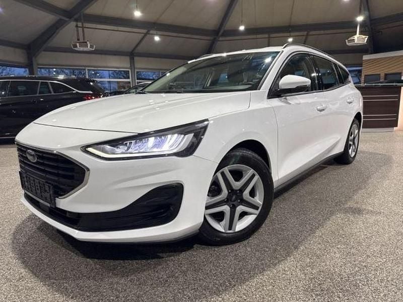 Gebraucht Ford Focus 120 PS (88 kW) 2022 Weiß Kombi