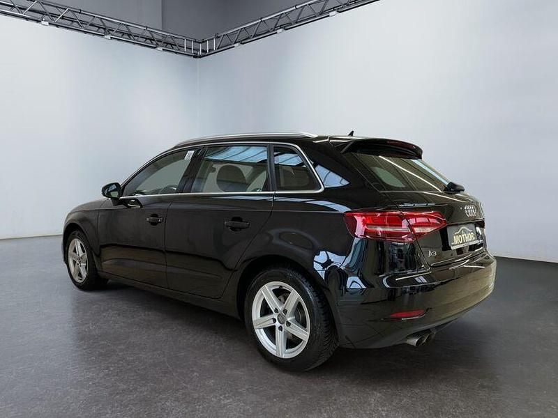 Gebraucht Audi A3 Comfort 150 PS (110 kW) 2020 Mythosschwarz Limousine