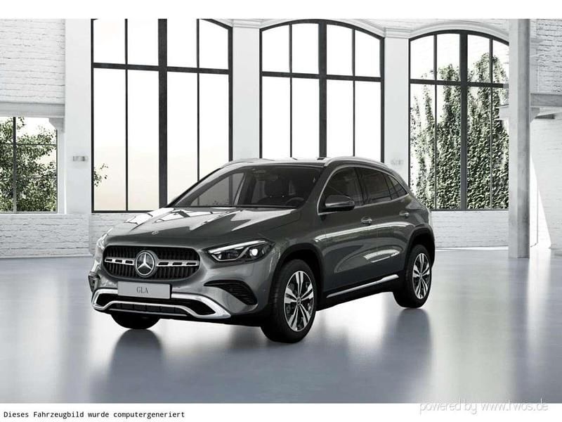 Metalliclack mountaingrau Gebraucht 2025 Mercedes GLA180 SUV | 40.800 € (Fairer Preis) - Bild 1/4