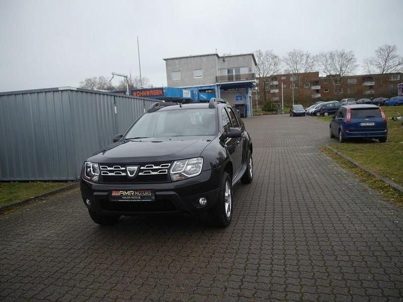 Schwarz Gebraucht 2017 Dacia Duster Ambiance SUV | 8.999 € (Fairer Preis) - Bild 1/4