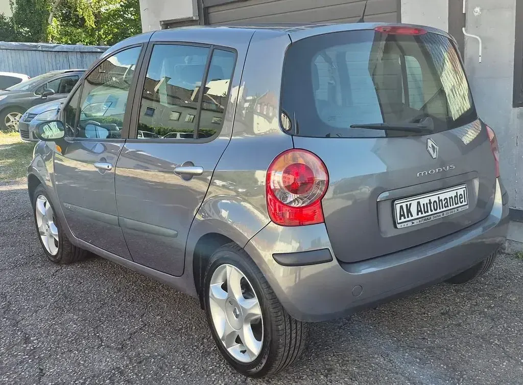 Gebraucht Renault Modus 88 PS (64 kW) 2006 Grau Van / Kleinbus