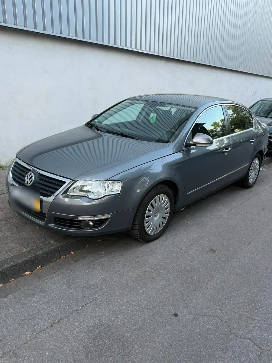 Gebraucht VW Passat 140 PS (102 kW) 2005 Grau Limousine