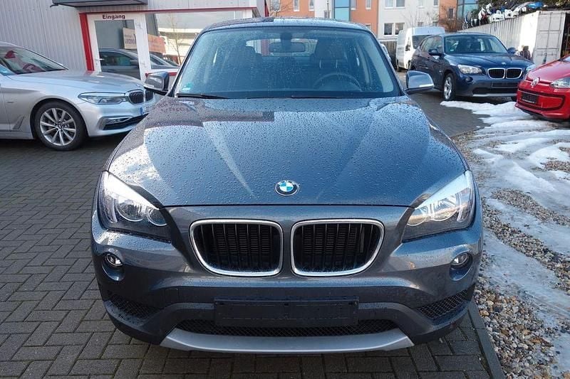Gebraucht BMW X1 Sport Line 143 PS (105 kW) 2013 Grau SUV