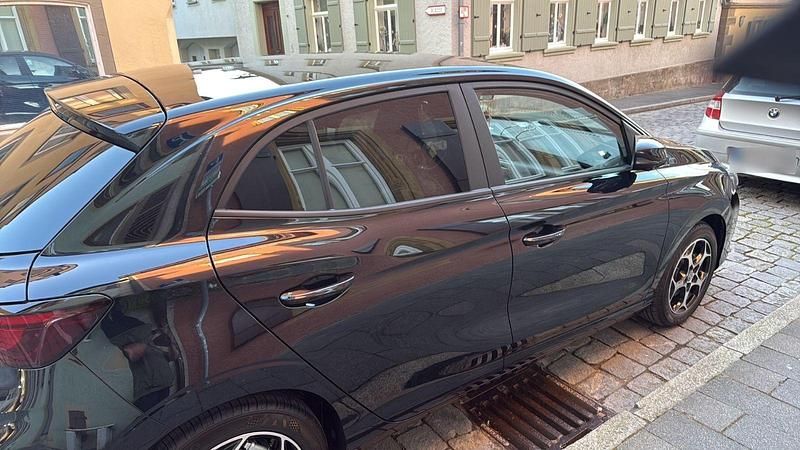 Gebraucht MG MG3 Luxury 194 PS (142 kW) 2025 Schwarz Kleinwagen