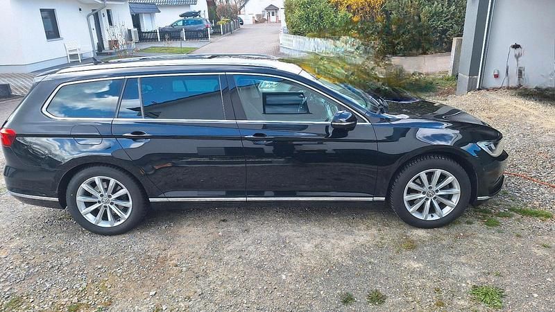 Gebraucht VW Passat Highline 190 PS (139 kW) 2016 Schwarz Kombi
