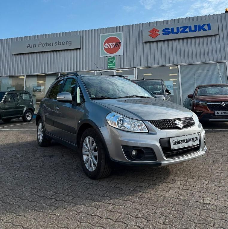 Gebraucht Suzuki SX4 Style 120 PS (88 kW) 2012 Grau SUV