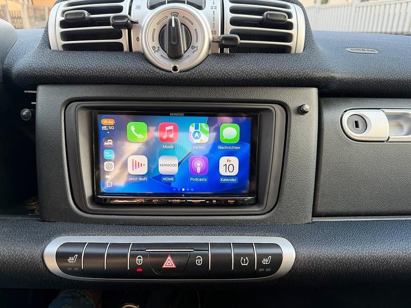 Gebraucht Smart ForTwo Cabrio 72 PS (52 kW) 2015 Schwarz Cabrio