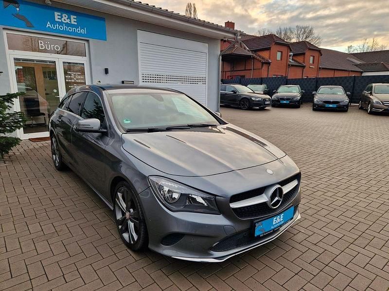 Gebraucht Mercedes CLA220 177 PS (130 kW) 2017 Grau Limousine