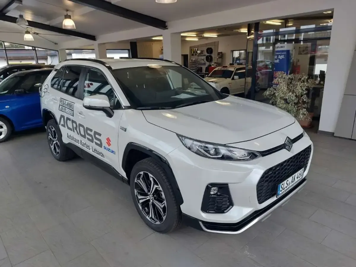 Gebraucht Suzuki Across Comfort+ 306 PS (225 kW) 2025 Weiss SUV