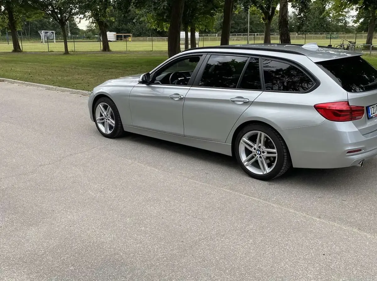 Gebraucht BMW 318 150 PS (110 kW) 2017 Kombi