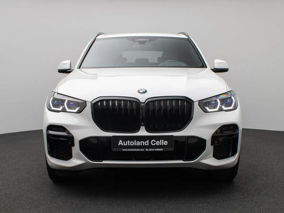 Gebraucht BMW X5 Performance 530 PS (389 kW) 2023 Weiß SUV