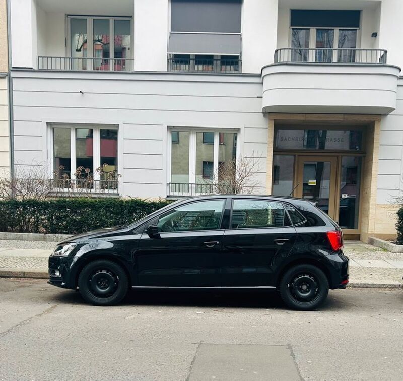 Schwarz Gebraucht 2017 VW Polo Kleinwagen | 7.000 € - Bild 1/4