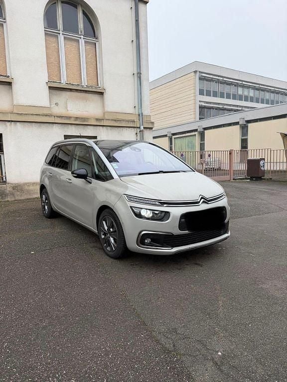Gebraucht Citroën C4 SpaceTourer Shine 131 PS (96 kW) 2022 Grau Van / Kleinbus