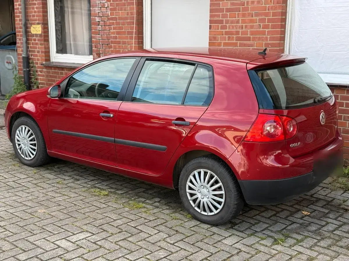Gebraucht VW Golf IV 90 PS (66 kW) 2003 Rot Limousine
