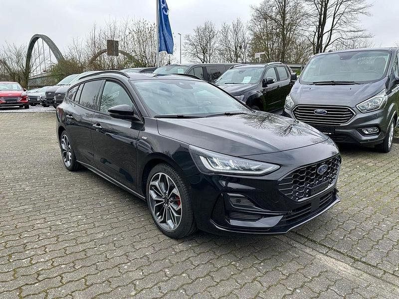 Neu Ford Focus ST-Line X 116 PS (85 kW) 2025 Schwarz Limousine