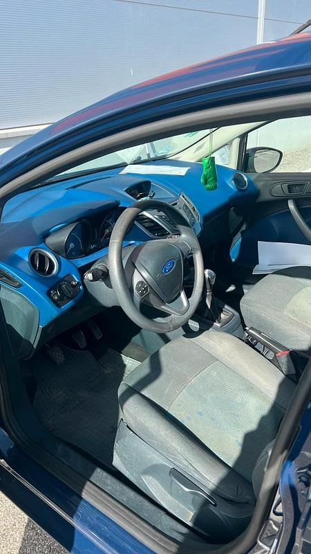 Gebraucht Ford Fiesta 60 PS (44 kW) 2009 Blau Kleinwagen