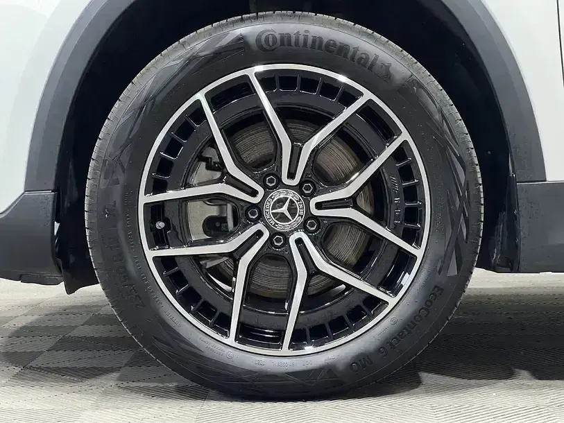 Gebraucht Mercedes EQA300 Progressive 167 kW (228 PS) 2023 Weiß, SUV