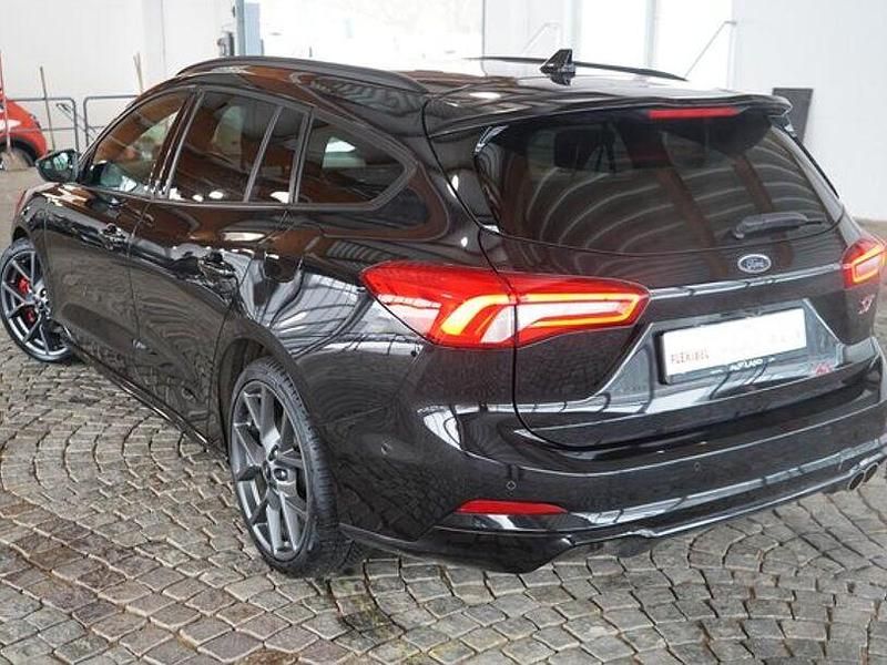 Gebraucht Ford Focus ST 190 PS (139 kW) 2020 Agate black metallic Kombi