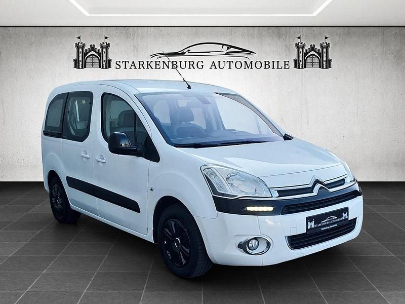 Weiß Gebraucht 2012 Citroën Berlingo SELECTION Van / Kleinbus | 13.990 € - Bild 1/4