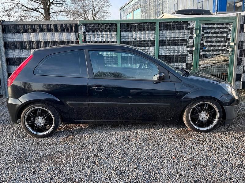 Gebraucht Ford Fiesta ST 80 PS (58 kW) 2006 Schwarz Kleinwagen