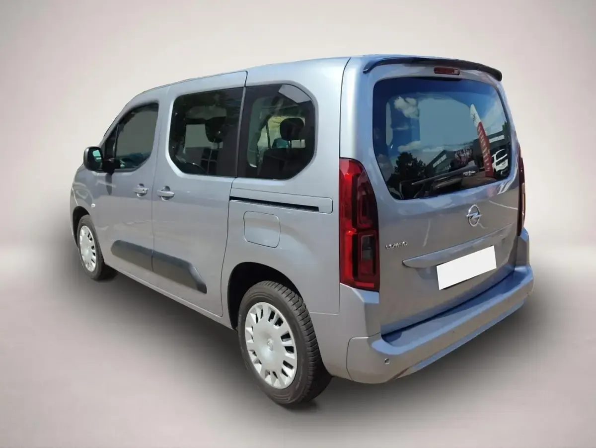 Gebraucht Opel Combo Life Edition 110 PS (80 kW) 2022 Manufacturer Kombi